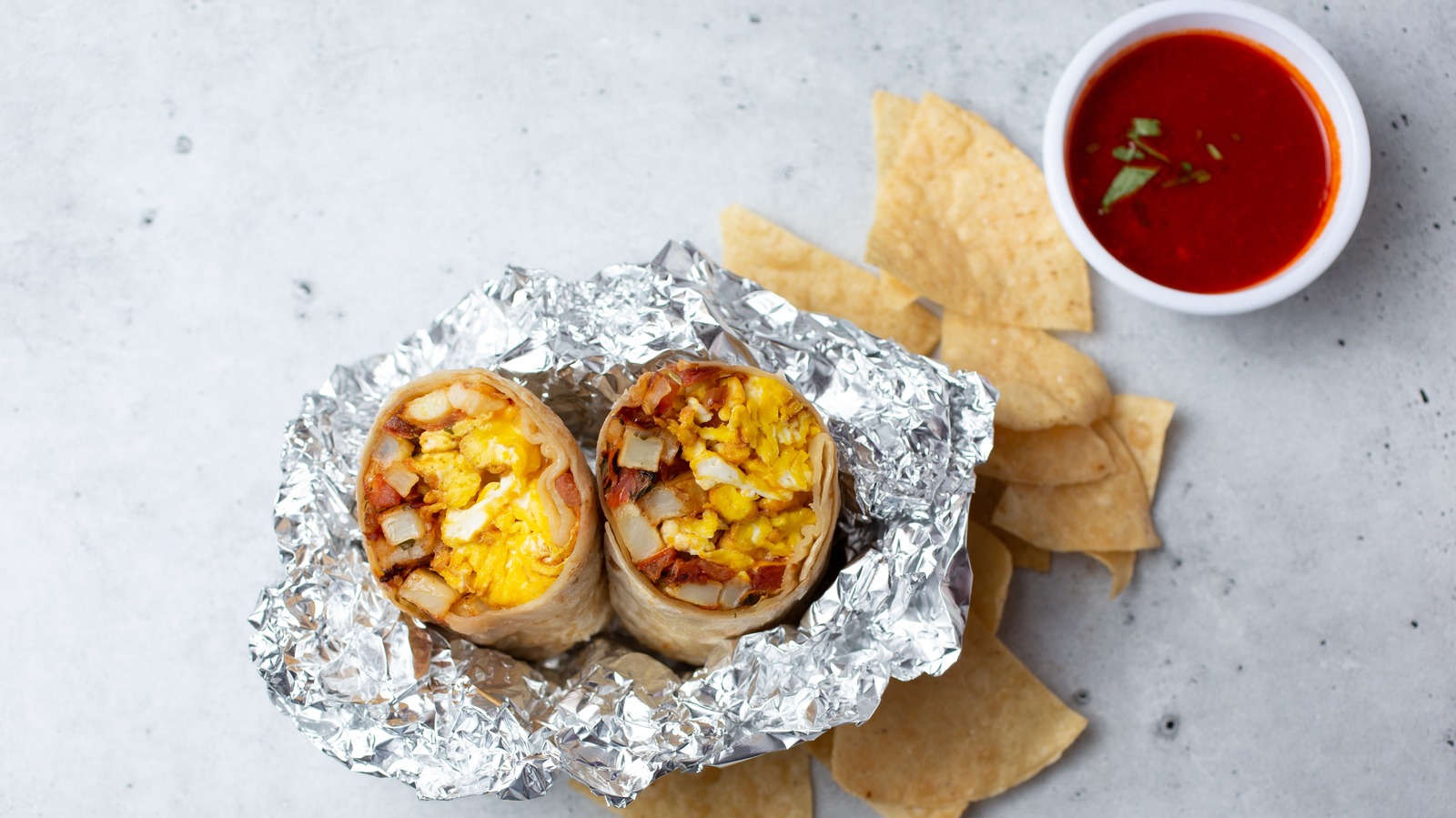 The Perfect Burrito Is a Thin, Foil-Wrapped Treasure - The New York Times