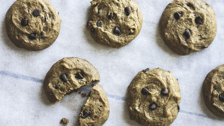 Mini chocolate chip cookies