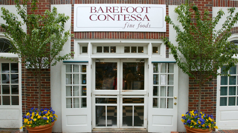Storefront of Ina Garten's shop Barefoot Contessa