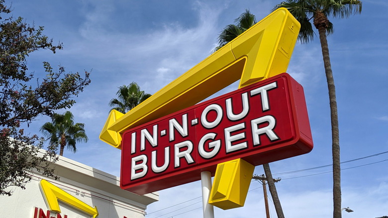 In-N-Out Burger sign with palm trees