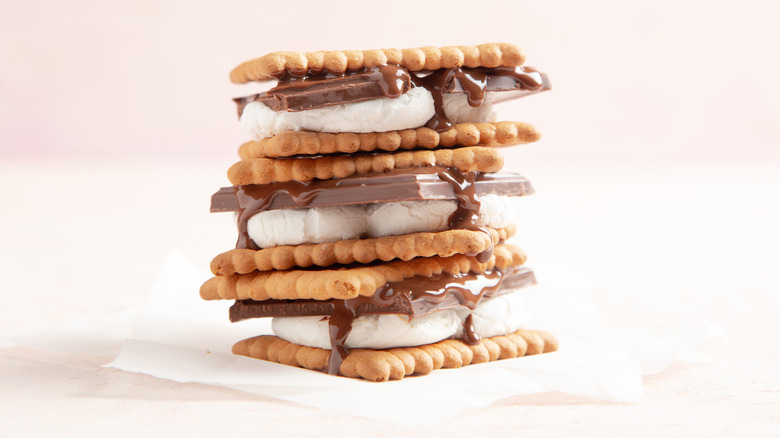 Multiple s'mores stacked on each other