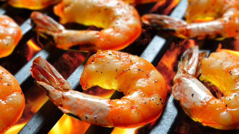 Shrimps on the grill