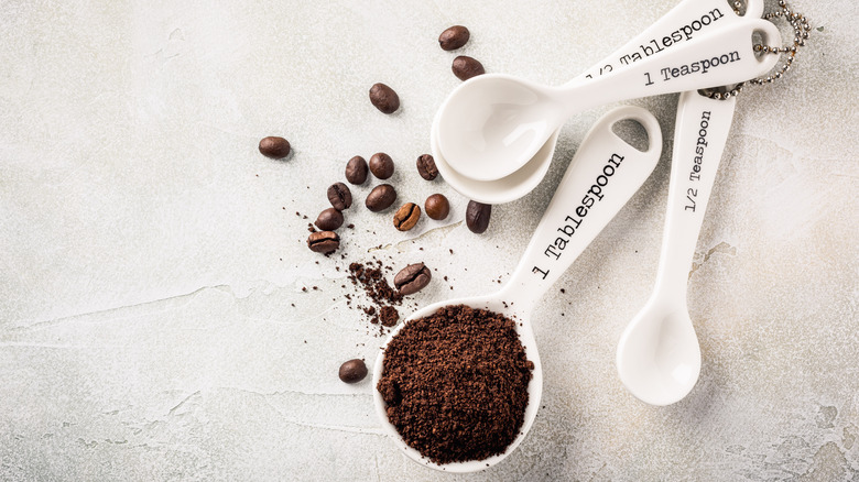 coffee grounds in tablespoon measure