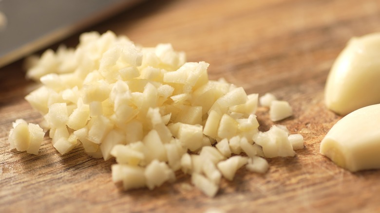 Minced garlic