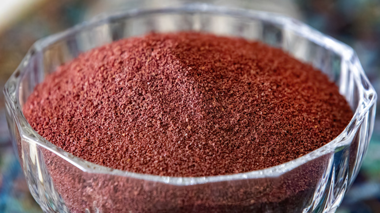 Ground sumac in a bowl