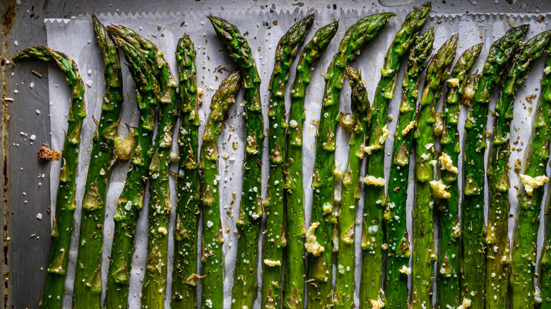 Baking sheet of asparagus