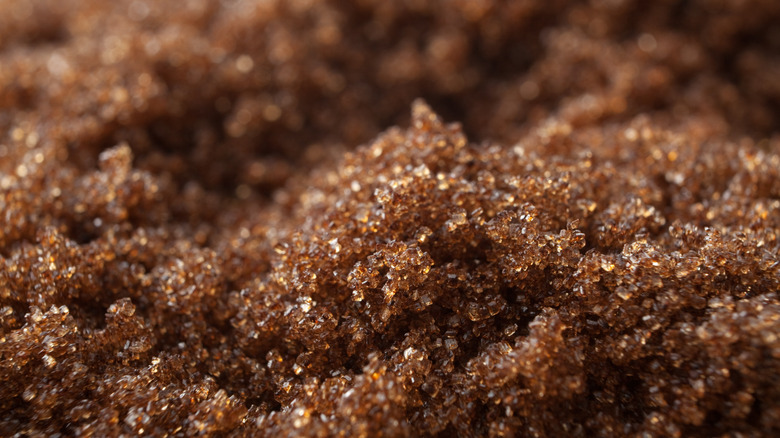lumps of rough ground dark brown sugar