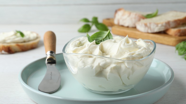 A bowl of cream cheese