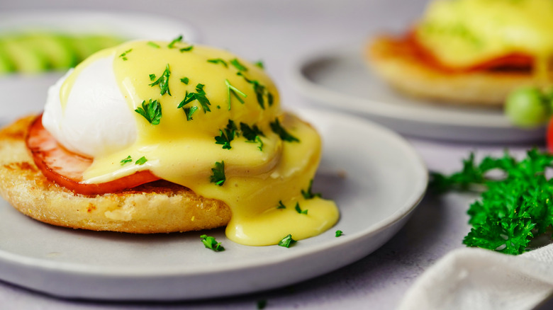 eggs benedict on a plate