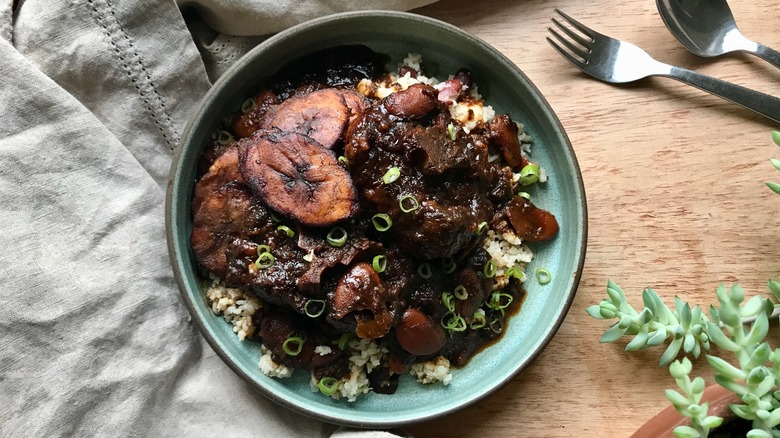 Jamaican oxtail stew with plantains