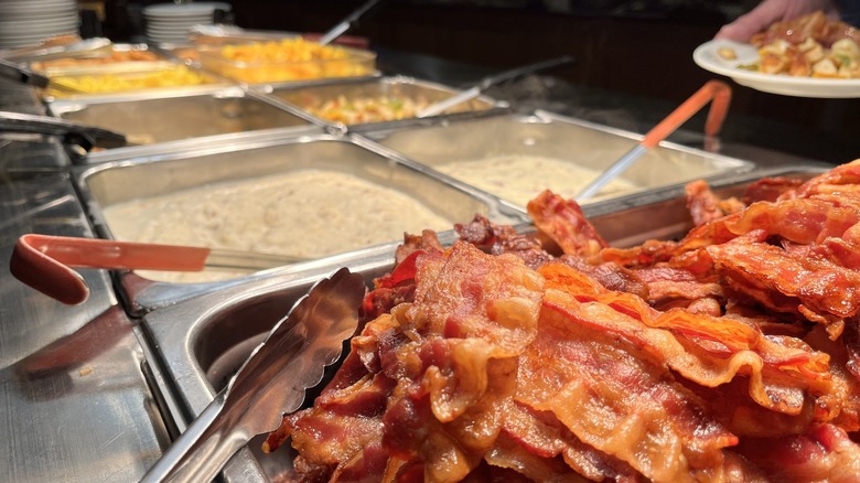 breakfast buffet at The Shady Maple