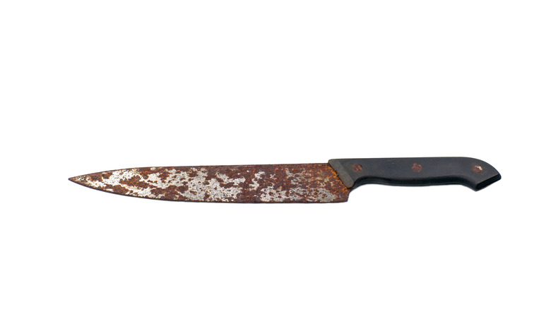 knife covered in rust