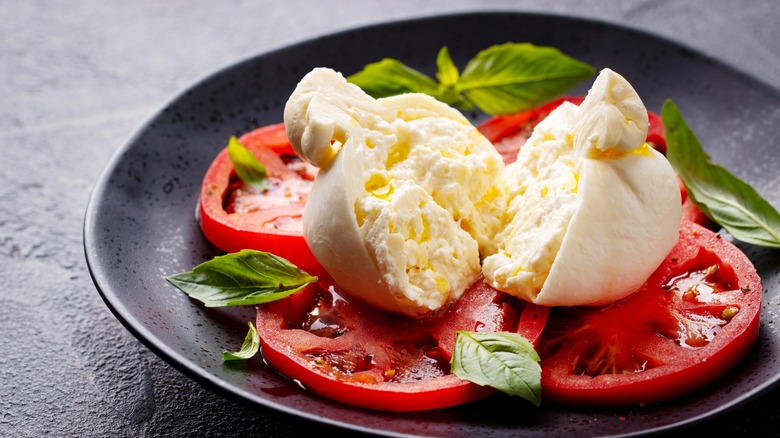 Caprese salad with burrata cheese.