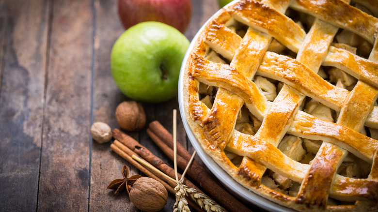 lattice weave apple pie