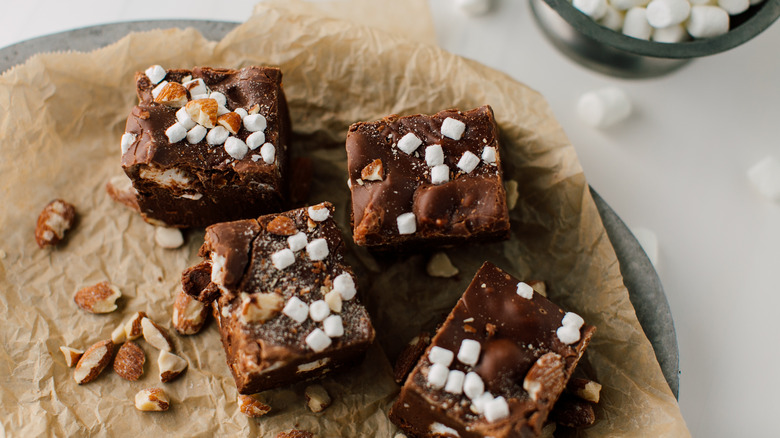 rocky road marshmallow fudge on a plate