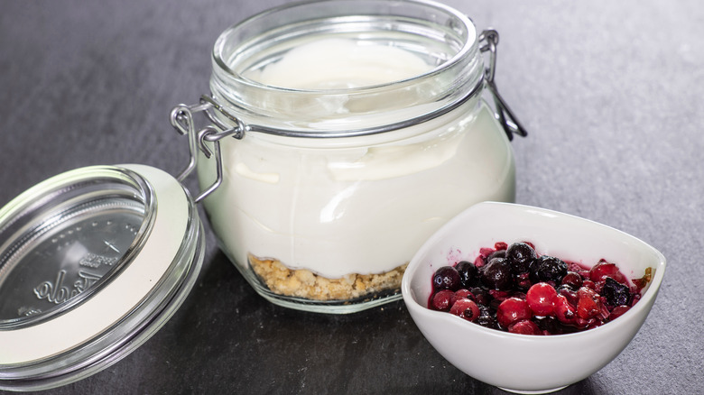 Cheesecake in jar with berries