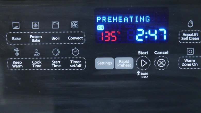 preheating oven digital display