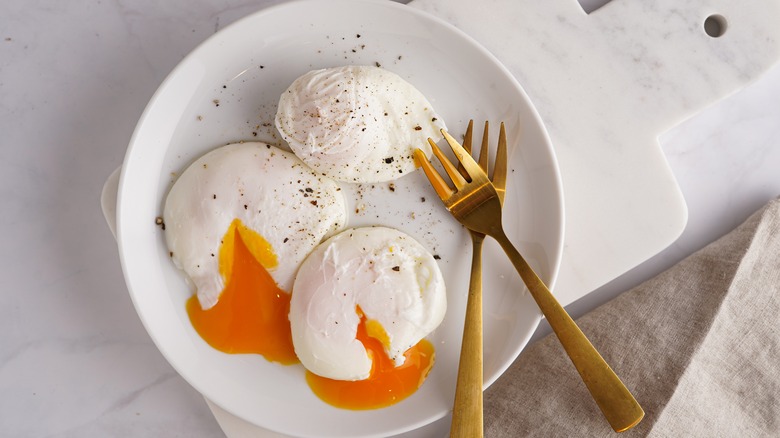 perfectly poached eggs