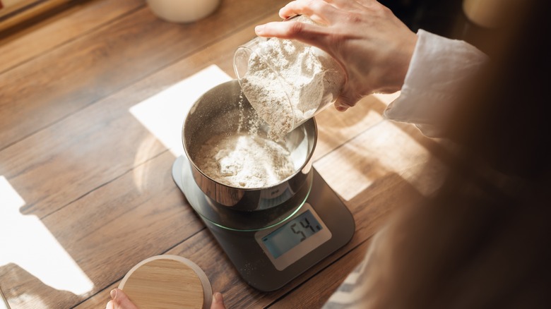 measuring flour using scales