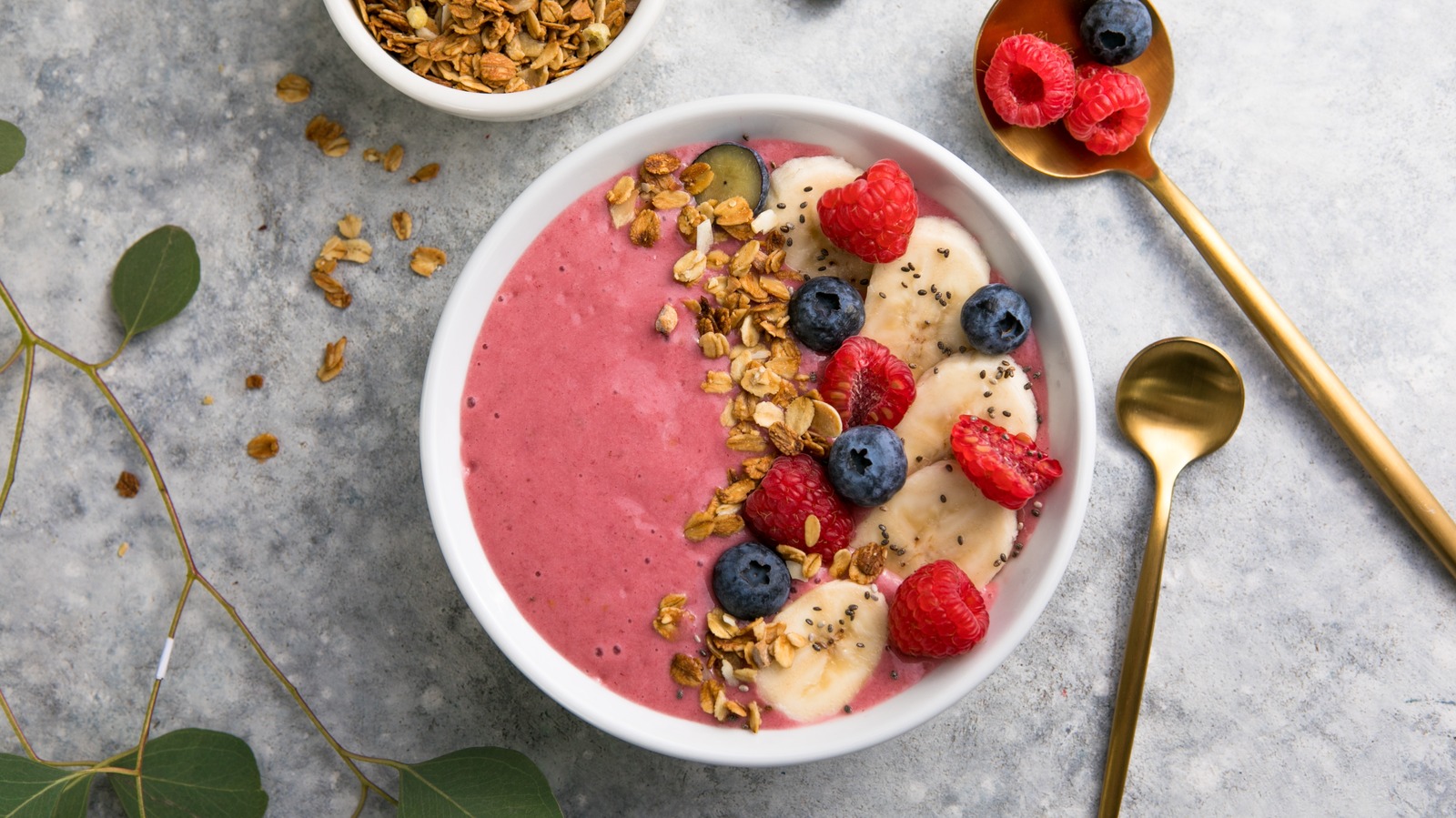 Make Smoothie Bowls! (but avoid these 12 mistakes) • Life is NOYOKE