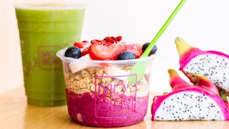 Moberi acai fruit bowl with dragon fruit and green smoothie