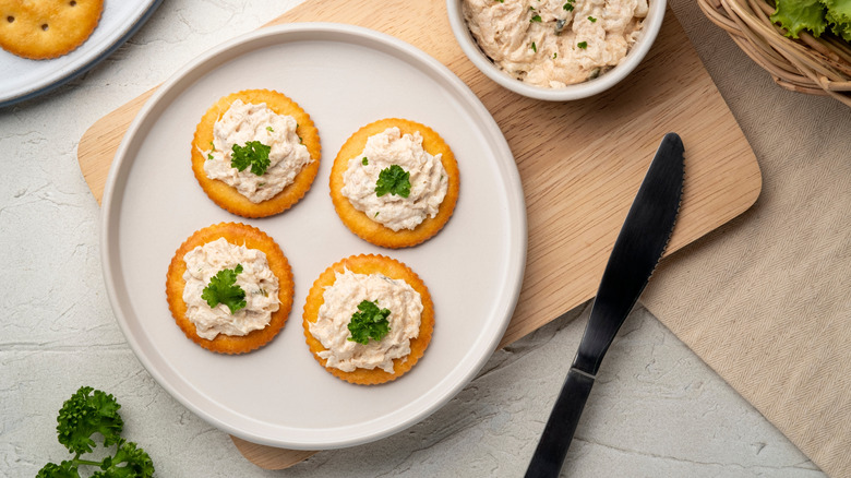 Cream cheese tuna dip on crackers