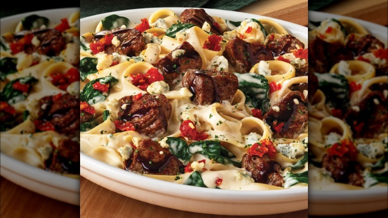 Olive Garden's steak gorgonzola Alfredo