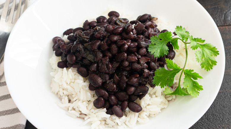 seasoned black beans with cilantro and rice