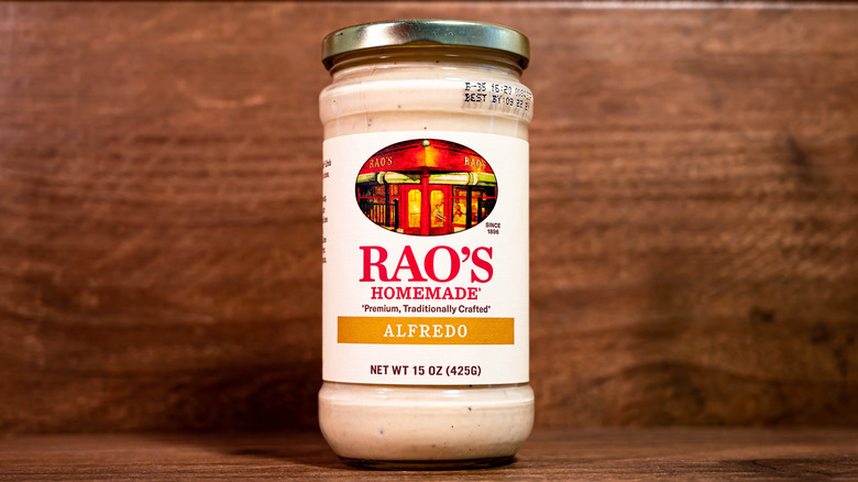 Rao's Homemade Alfredo sauce