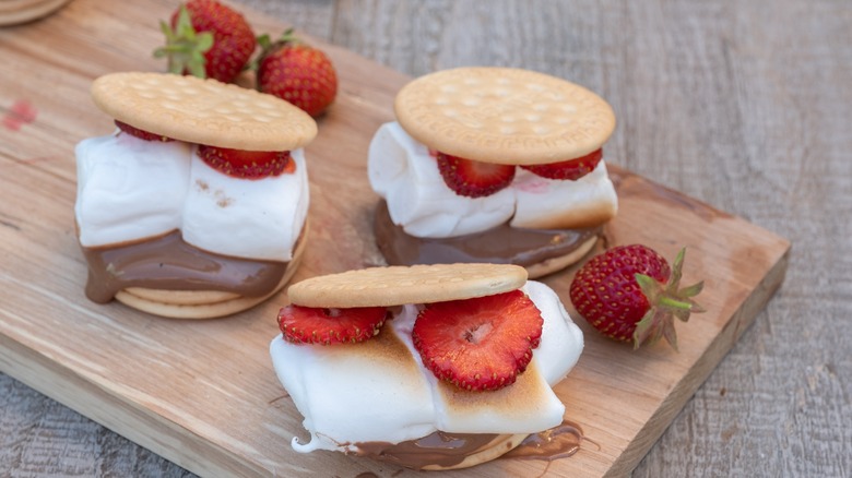 s'mores samples with strawberries