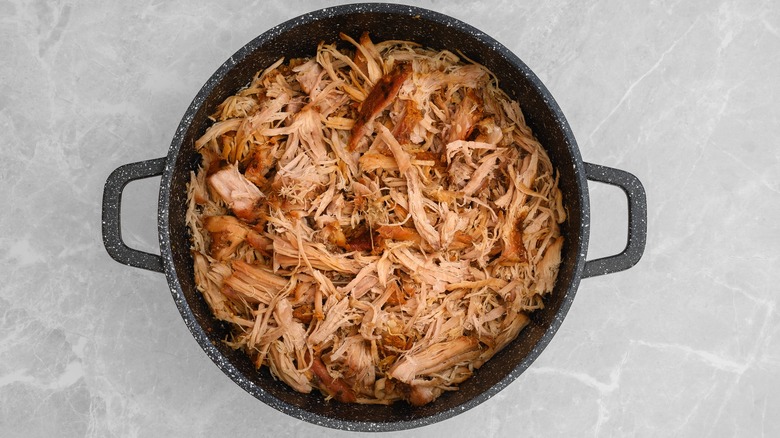 Pulled pork in pan