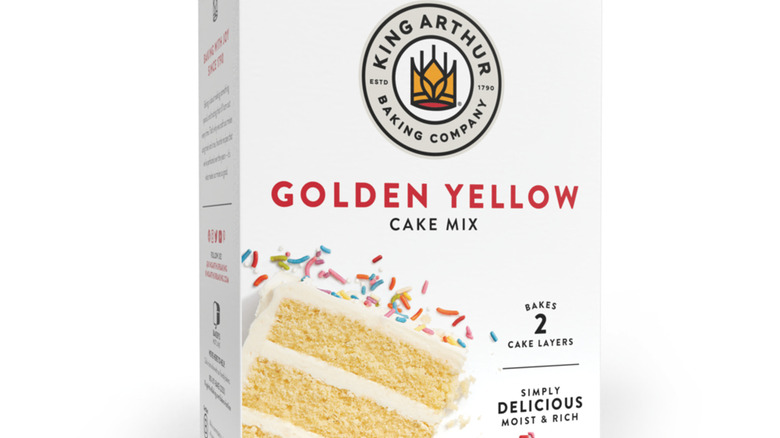 King Arthur Golden Yellow Cake and Cupcake Mix