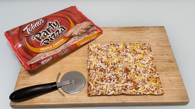 Totino's Triple Cheese Party Pizza