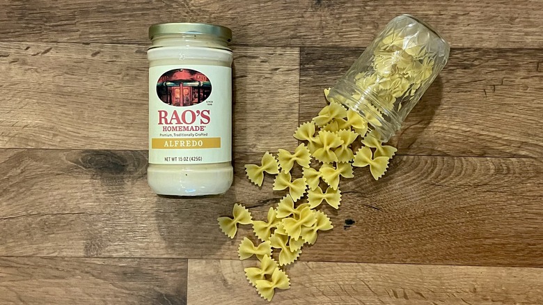 Rao's Homemade Alfredo Sauce