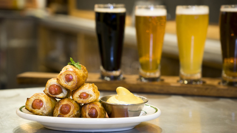 Pigs in a blanket with beer
