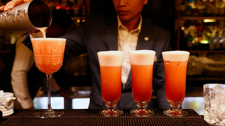 singapore sling cocktails