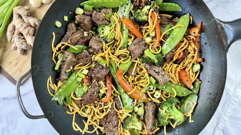 beef stir fry in pan