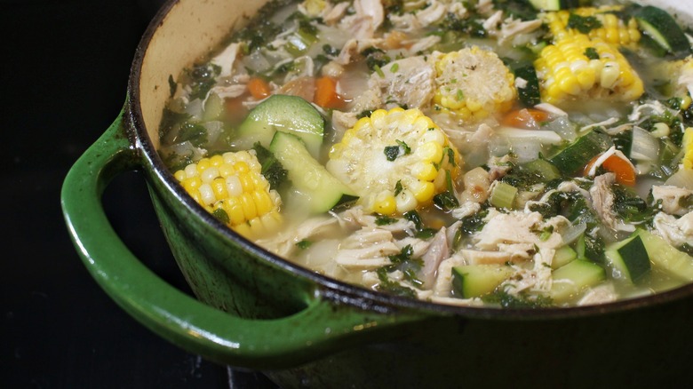 caldo de pollo in soup pot