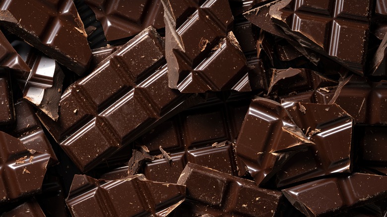pile of broken dark chocolate bars