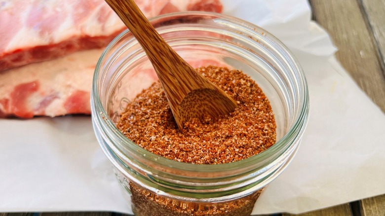 rib rub in jar