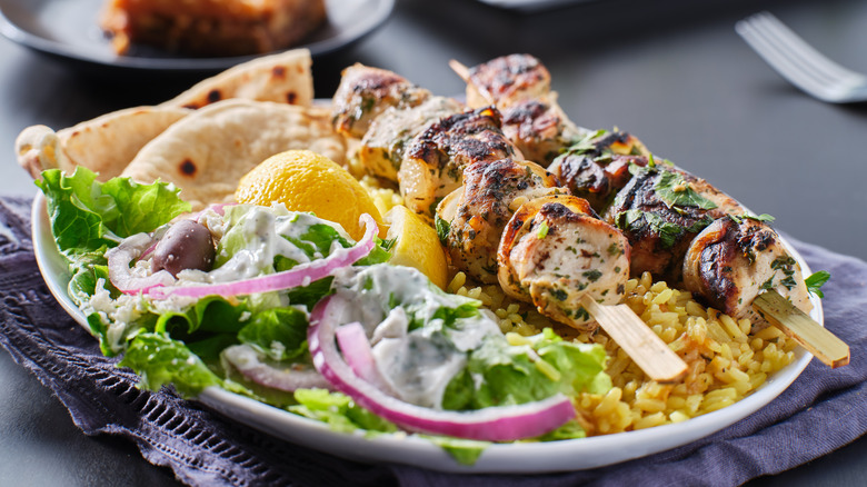 chicken souvlaki platter