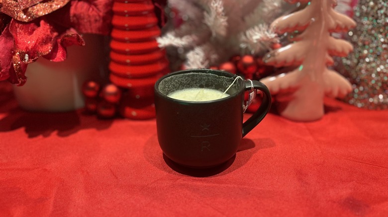 London Fog Latte on a festive holiday table setting