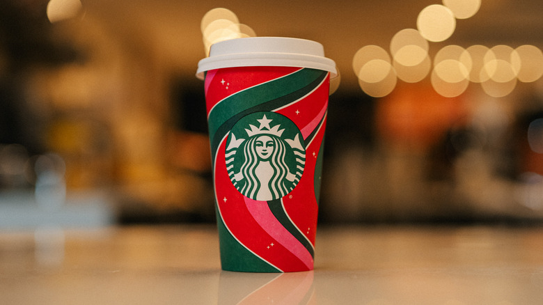 Starbucks' Peppermint Swirl cup pattern