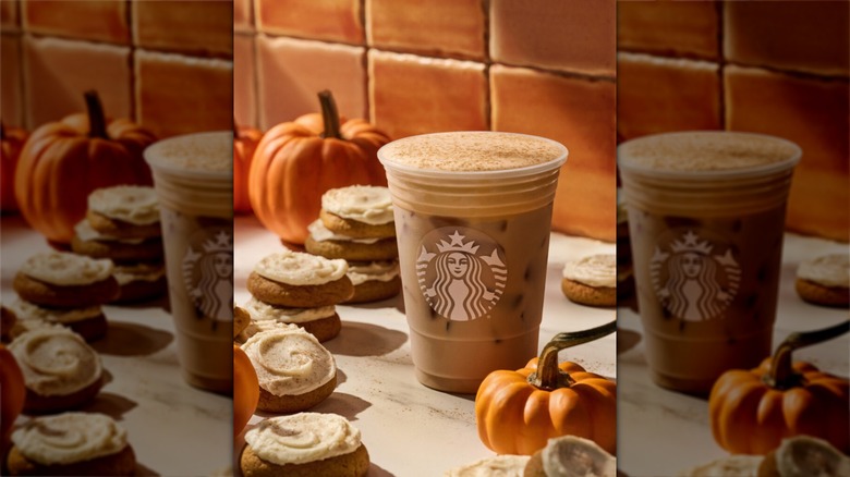 iced pumpkin spice lattes with ingredients