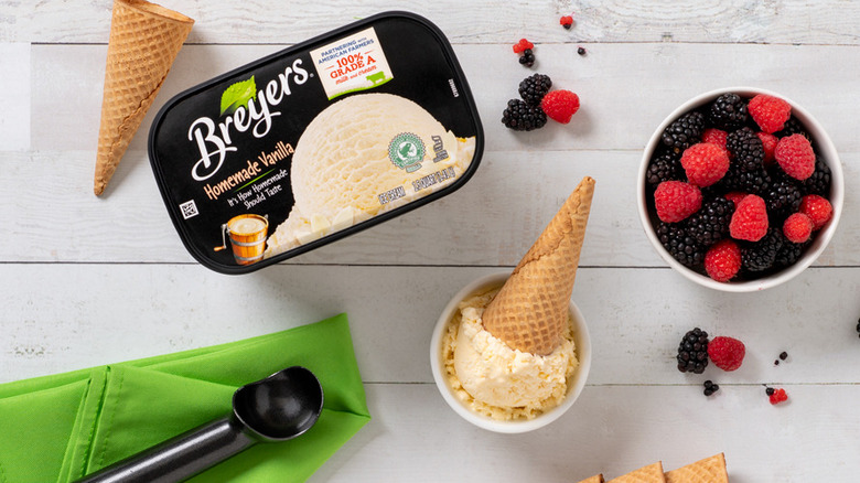 Breyers Homemade Vanilla Ice Cream