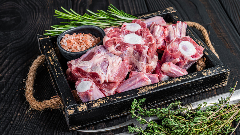 plate of raw oxtail