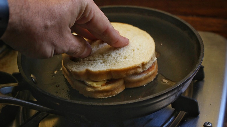 sandwich in pan