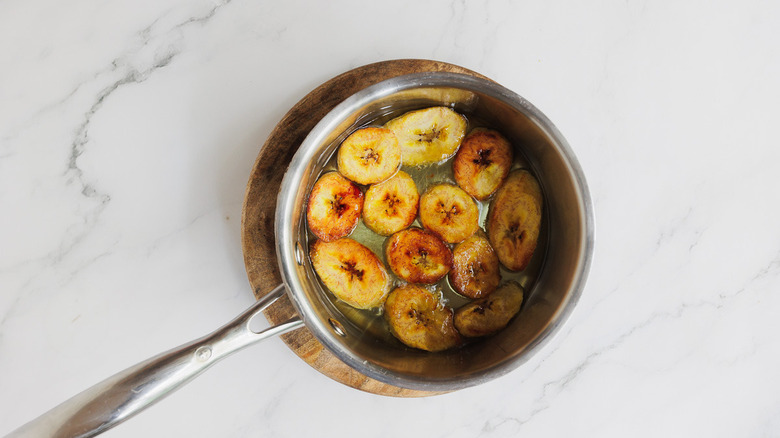 Fried plantains in pan