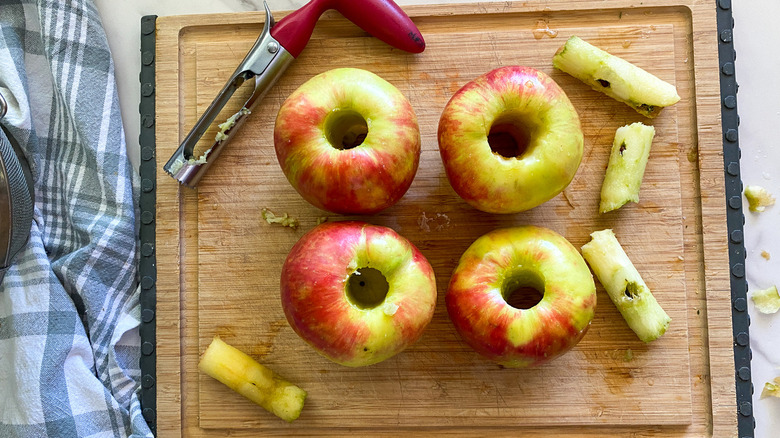 apples with cores removed