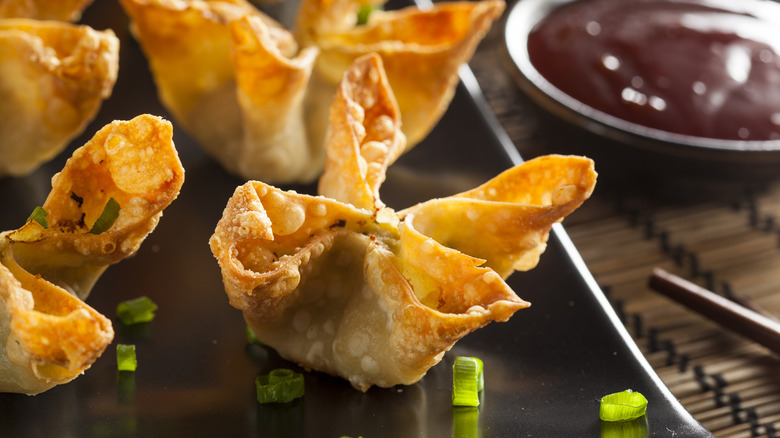 A plate of crab rangoon